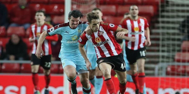 Soi Kèo Sunderland Vs Burnley chốt Burnley +0.5